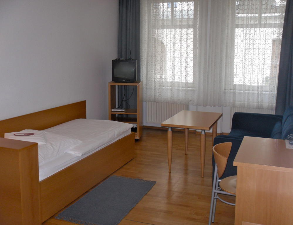 Hotel Zum Scheppen Eck Wiesbaden Szoba fotó
